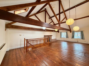 Vaulted lounge- click for photo gallery